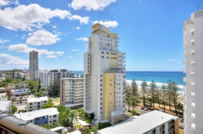 Horizons Holiday Apartments - Official Gold Coast Exterior photo